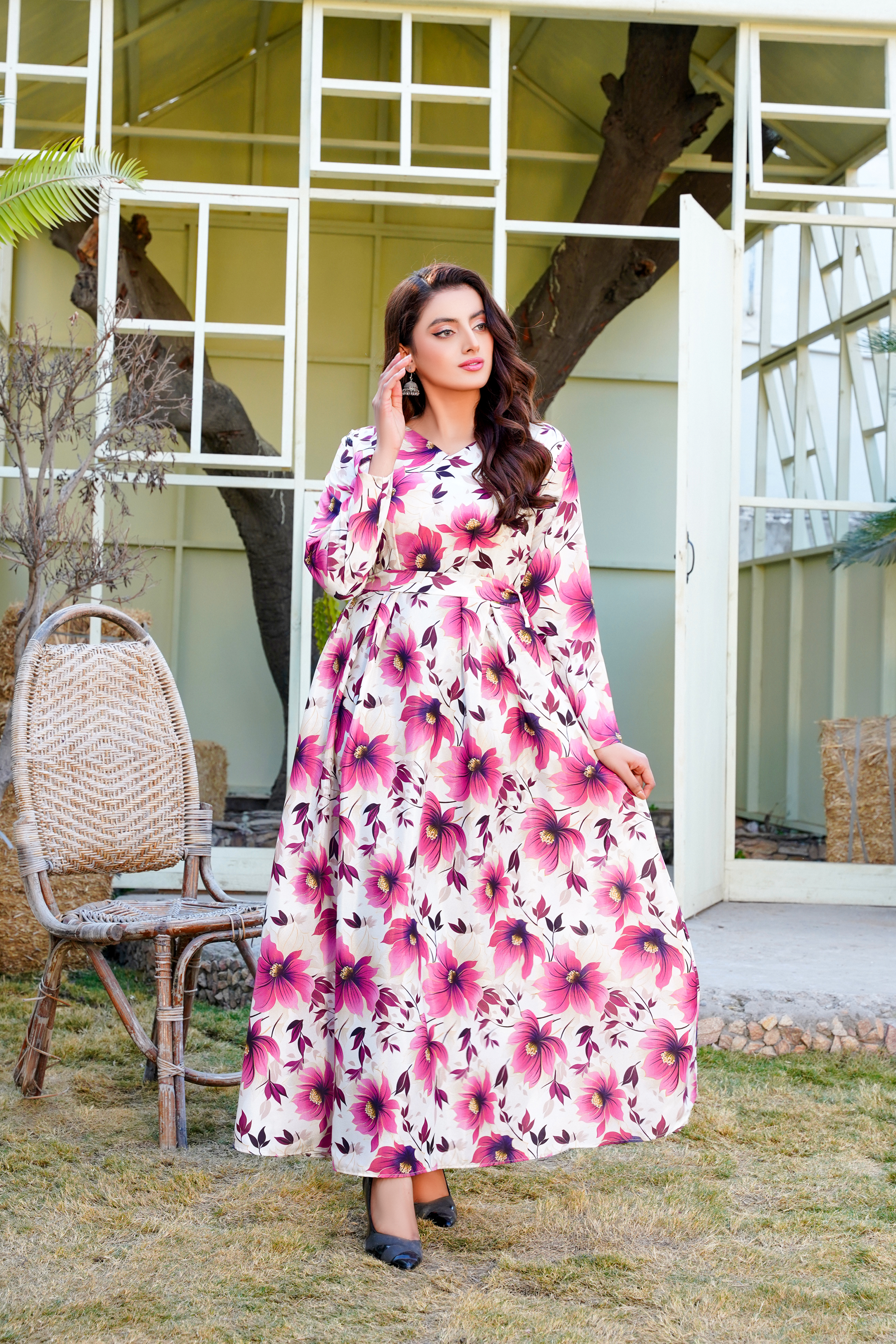 Elegant White Frock Pakistani – White Maxi Dress for Girls Women