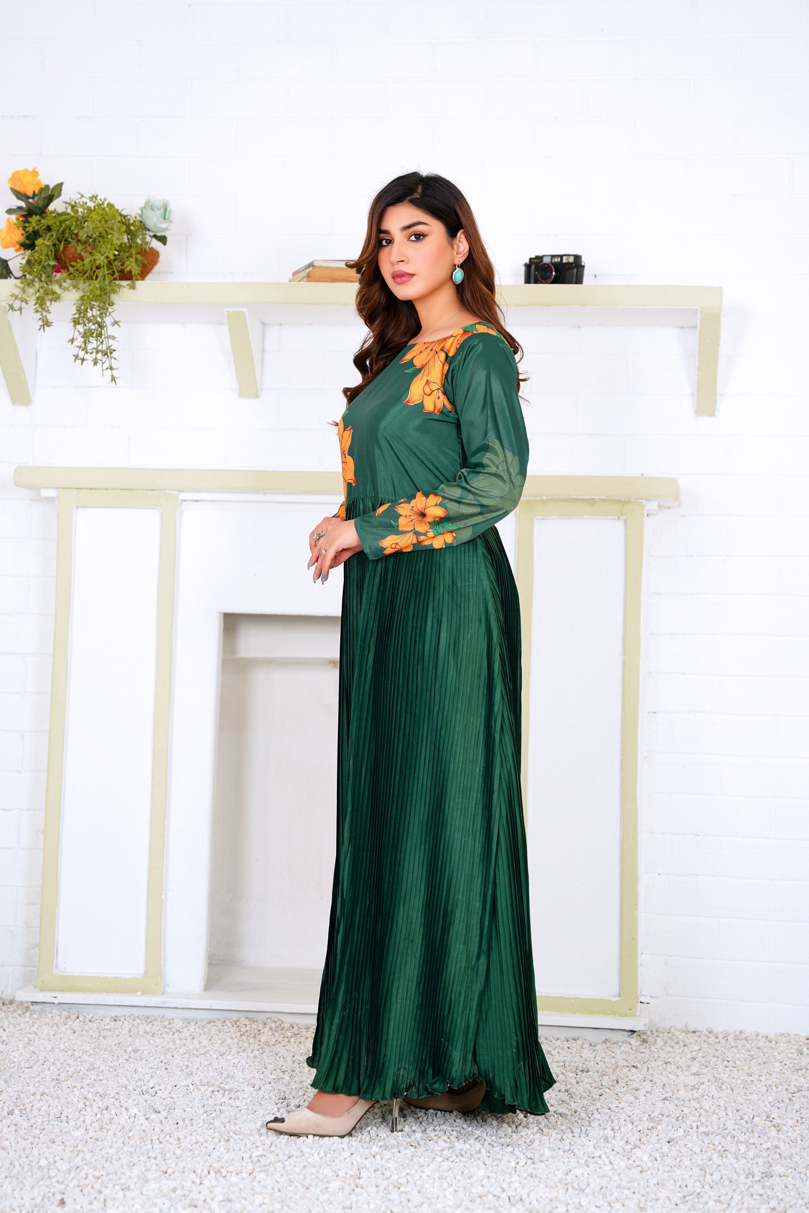 green maxi dress pakistani Green Maxi Indian Dress: Pakistani Wedding, Nikkah, Partywear Salwar Kameez