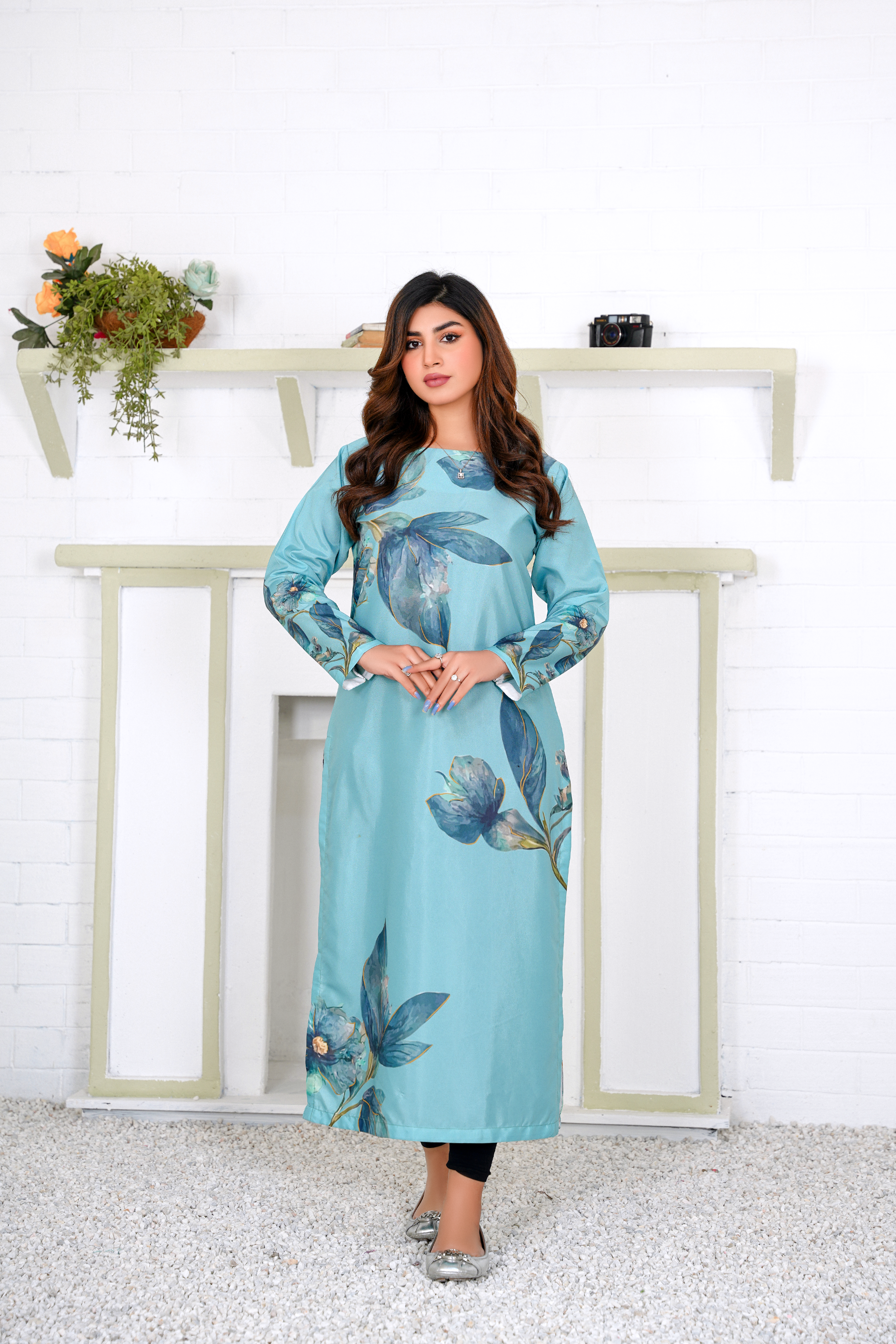 Jada: Pacific Blue Color Long Shirt With A Touch Of Flower - 387