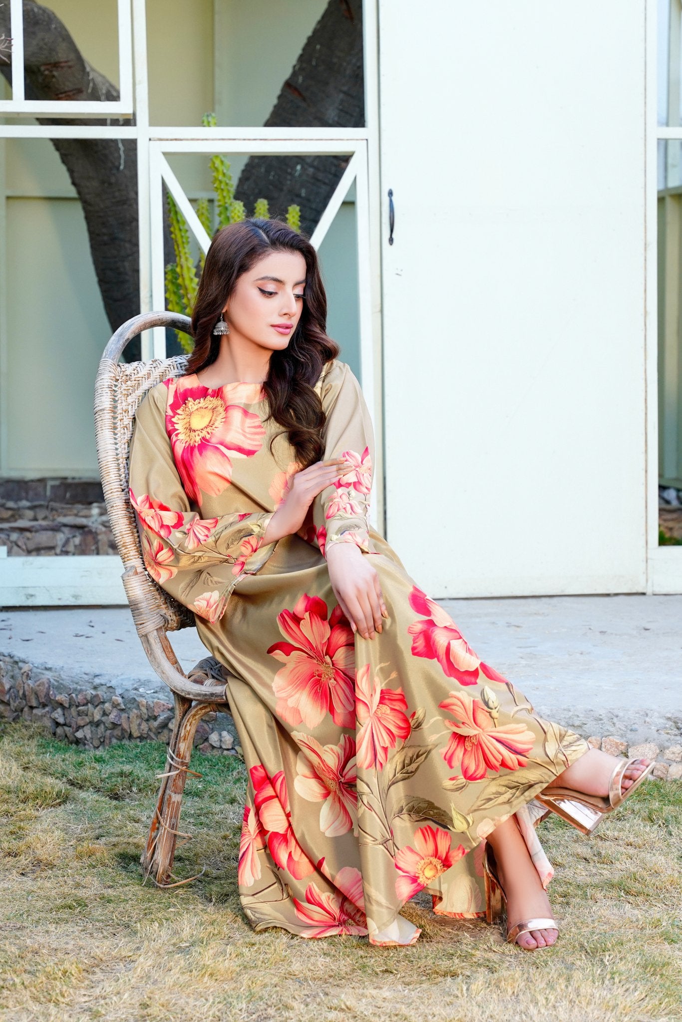 elena moss brown maxi dress superdown Elena Maxi Dress in Moss Green