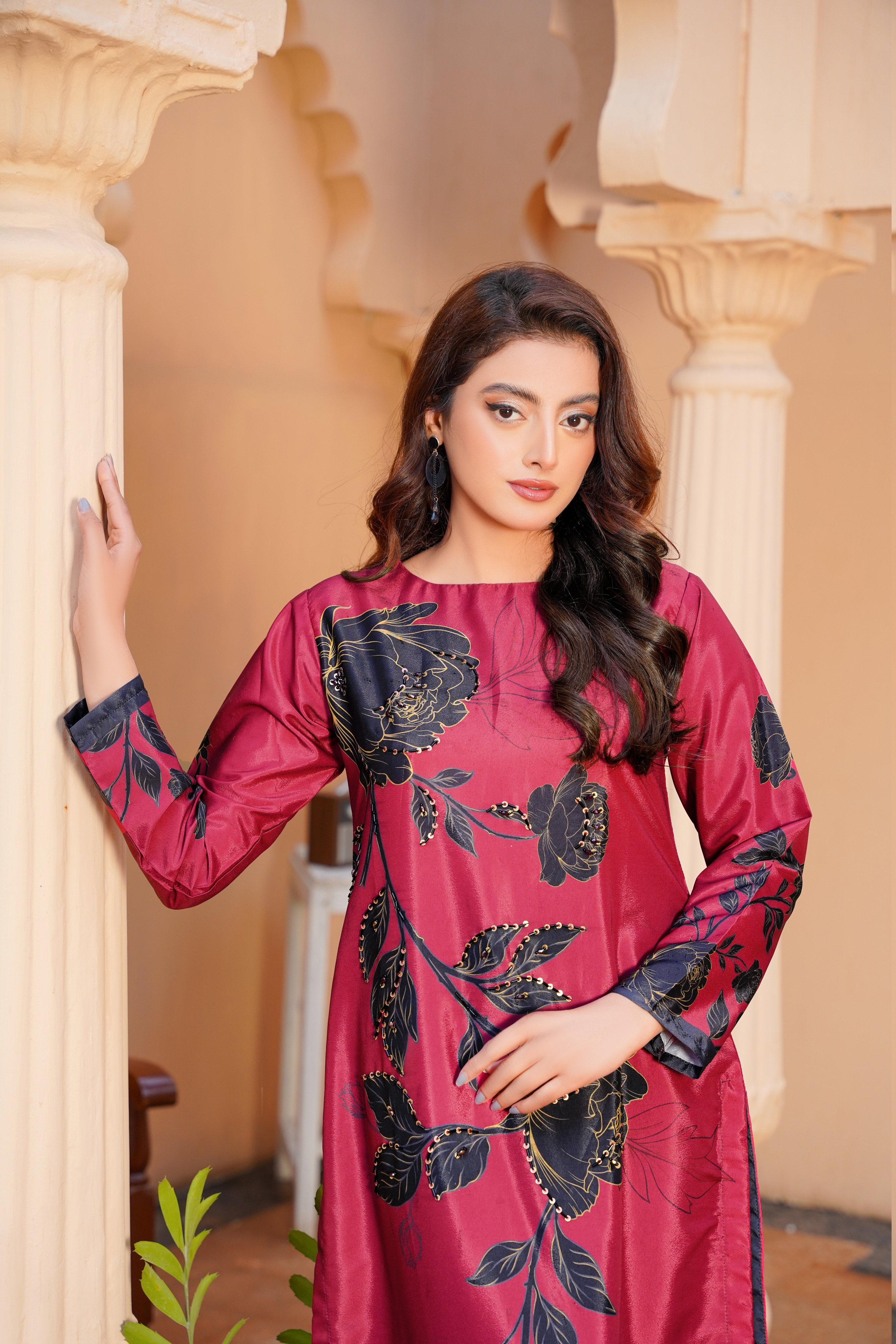 RubyRaven: Red & Black Floral Handwork Long Shirt - 405