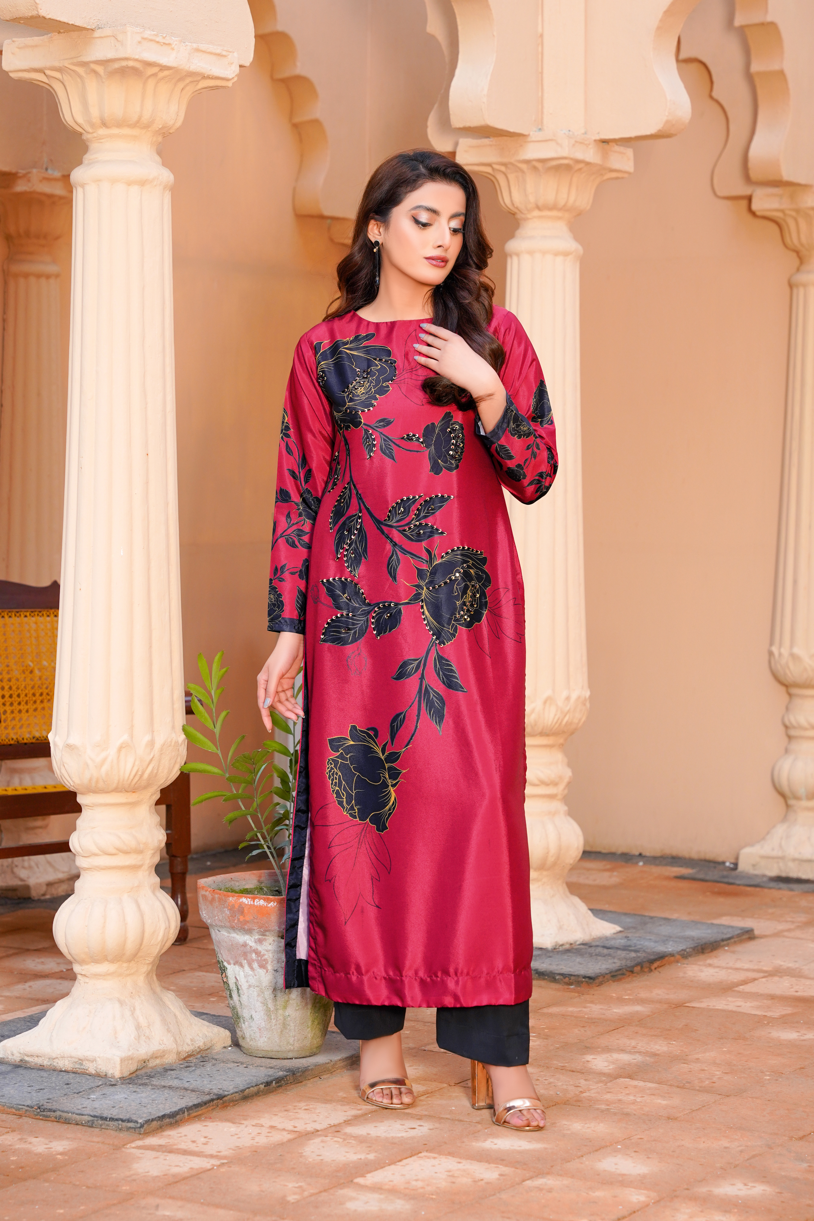 RubyRaven: Red & Black Floral Handwork Long Shirt - 405